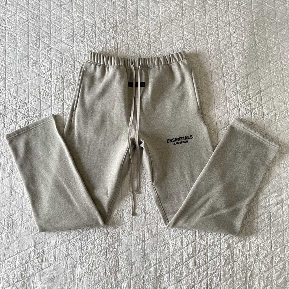 Fear of God Essentials Relaxed Sweatpants | Dark Oatmeal | Men’s Medium